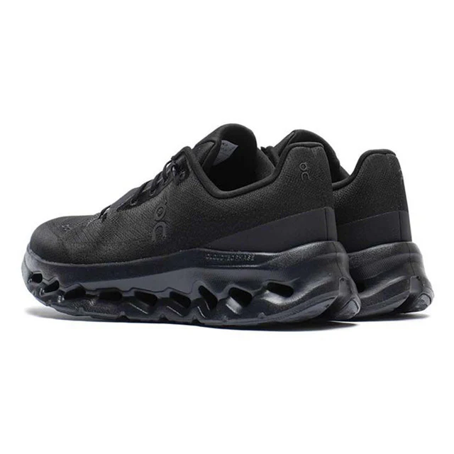 Cloudtilt Shoes