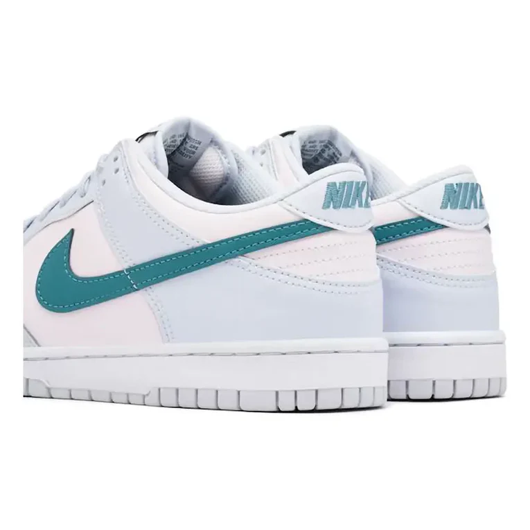 NIKE DUNK LOW LX BG